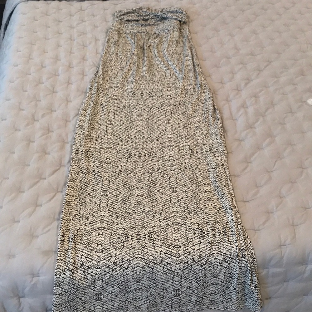 EUC Ann Taylor Maxi Dress. Size XS